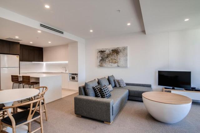 Iconic Kirra Beach Resort Gold Coast Extérieur photo