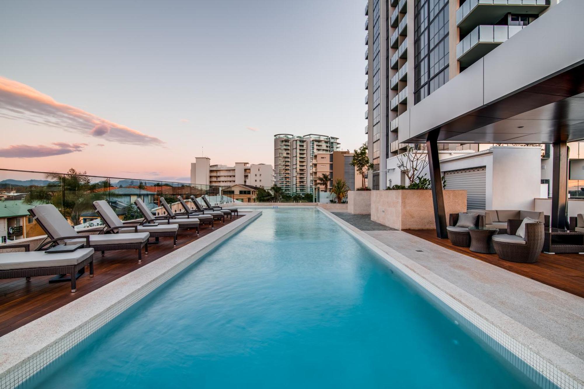 Iconic Kirra Beach Resort Gold Coast Extérieur photo