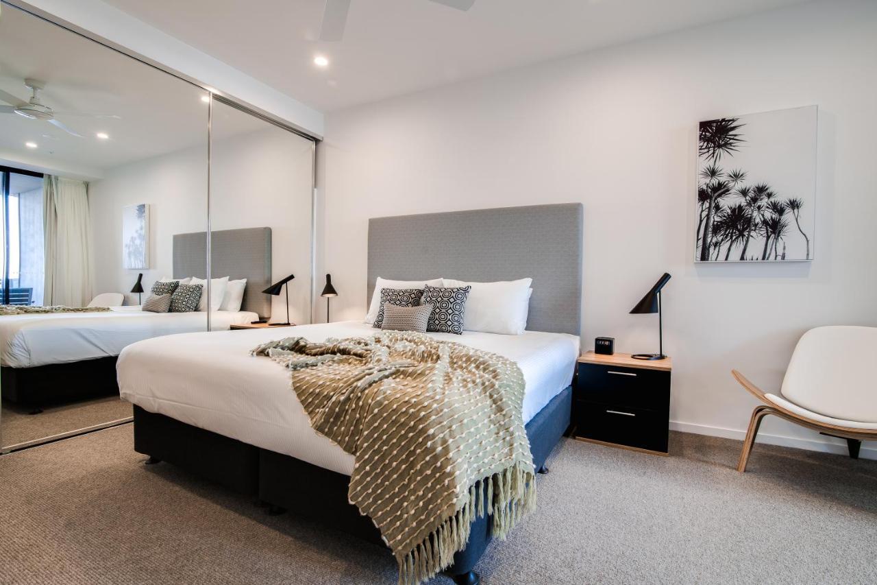 Iconic Kirra Beach Resort Gold Coast Extérieur photo