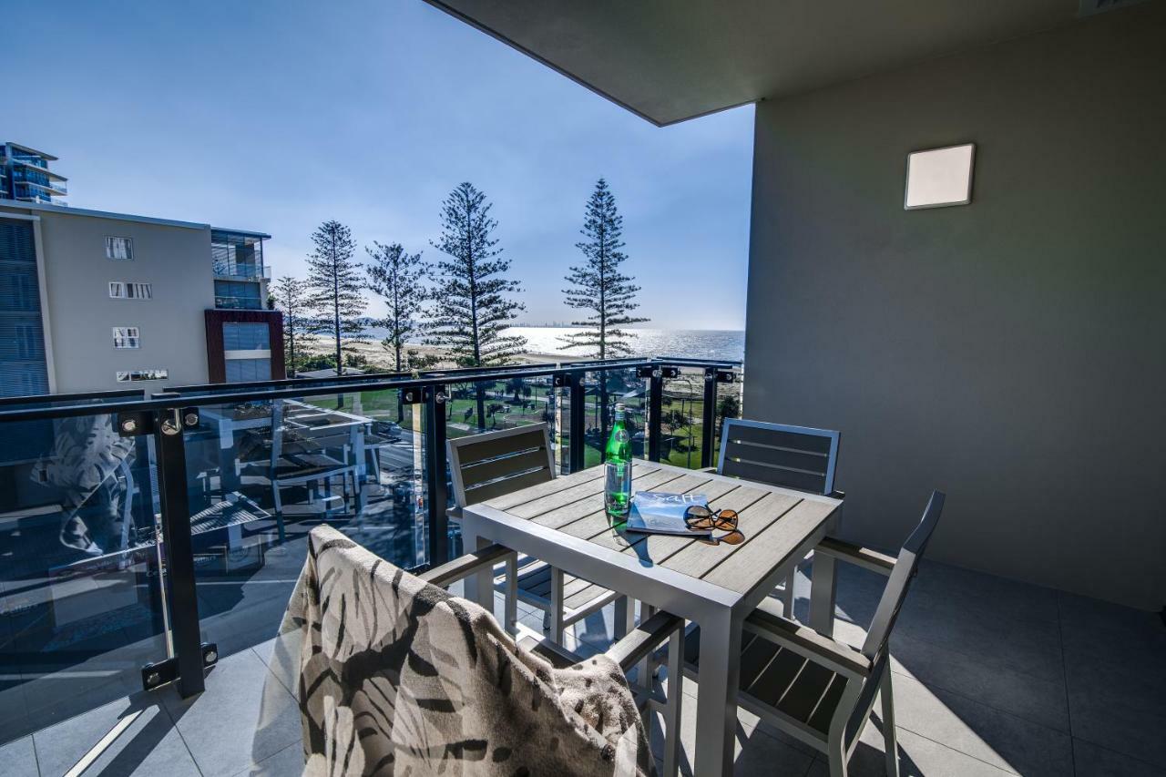 Iconic Kirra Beach Resort Gold Coast Extérieur photo